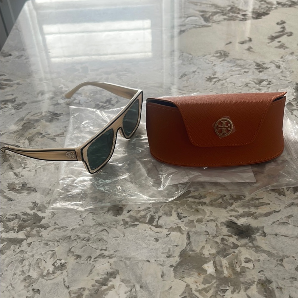 Tory Burch Sunglasses with Case